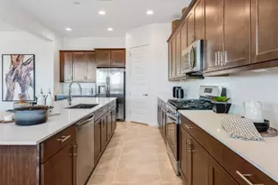 14923 W Gray Fox Trl, Surprise, AZ 85387 - Photo 5