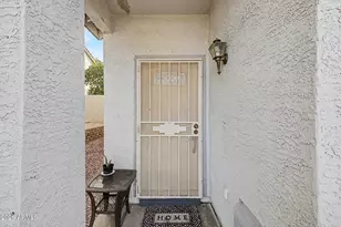 10621 W Sands Dr, Peoria, AZ 85383 - Photo 7