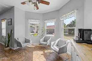 10621 W Sands Dr, Peoria, AZ 85383 - Photo 17