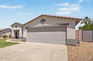 2554 E Morgan Ct, Gilbert, AZ 85295 - Photo 3