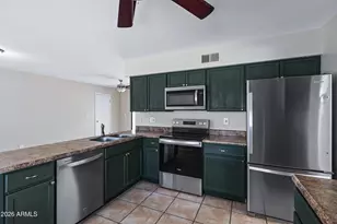 670 E Laredo St, Chandler, AZ 85225 - Photo 9