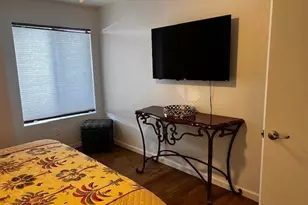 2025 E Campbell Ave E, Phoenix, AZ 85016 - Photo 9
