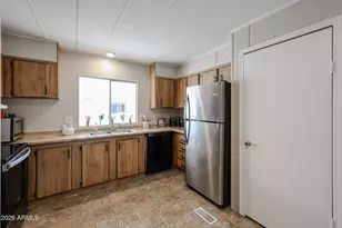 8301 N 103 Ave, Peoria, AZ 85345 - Photo 11