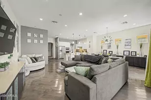 308 W Herro Ln, Phoenix, AZ 85013 - Photo 7