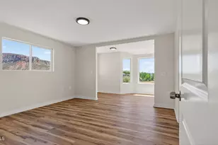 445 W Academy Ave, Colorado City, AZ 86021 - Photo 17