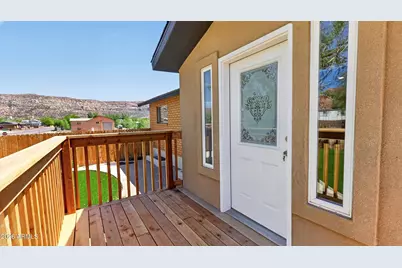 445 W Academy Avenue, Colorado City, AZ 86021 - Photo 7