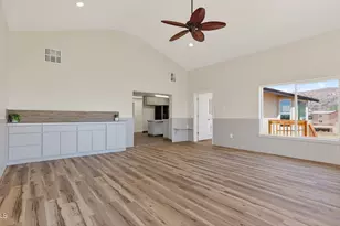 445 W Academy Ave, Colorado City, AZ 86021 - Photo 11