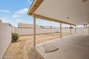 10311 W Orange Dr, Glendale, AZ 85307 - Photo 35