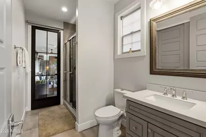 5401 E Cheery Lynn Road, Phoenix, AZ 85018 - Photo 25