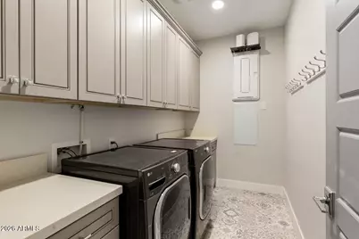 5401 E Cheery Lynn Road, Phoenix, AZ 85018 - Photo 37