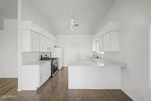 930 E Harwell Rd, Phoenix, AZ 85042 - Photo 11