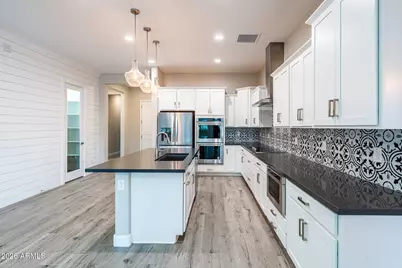 18177 W Cactus Flower Drive, Goodyear, AZ 85338 - Photo 9