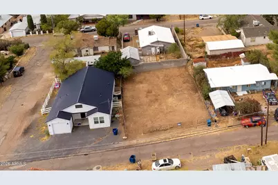 596 W Ray Street #-, Superior, AZ 85173 - Photo 1