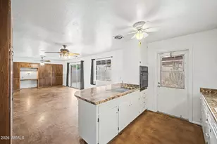 6832 E Loma Land Dr, Scottsdale, AZ 85257 - Photo 11