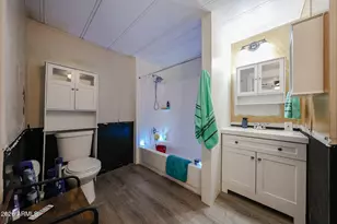 10960 N 67th Ave, Glendale, AZ 85304 - Photo 15