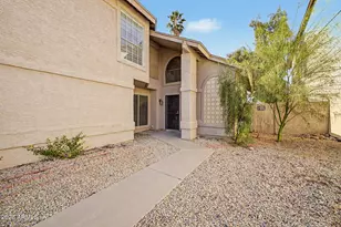 1132 W Calle Del Norte, Chandler, AZ 85224 - Photo 3