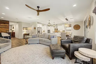 2906 E Sands Drive, Phoenix, AZ 85050 - Photo 13