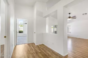 4176 W Columbine Dr, Phoenix, AZ 85029 - Photo 11