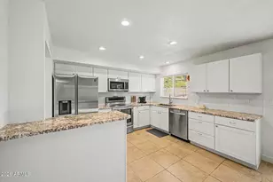 3866 N 30th St, Phoenix, AZ 85016 - Photo 9
