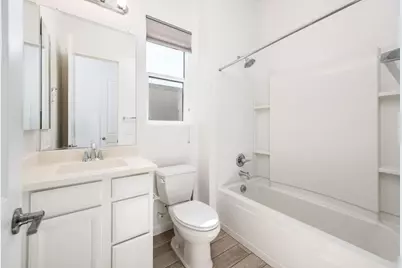 923 E Paseo Way, Phoenix, AZ 85042 - Photo 15