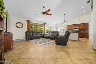 9130 W Avenida Del Sol, Peoria, AZ 85383 - Photo 11