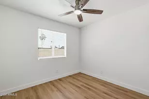 963 W Hillview St, Mesa, AZ 85201 - Photo 27