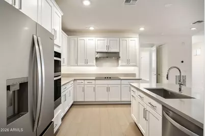 2121 W Sonoran Desert Drive #123, Phoenix, AZ 85085 - Photo 9