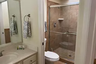 5521 E Paradise Dr, Scottsdale, AZ 85254 - Photo 7
