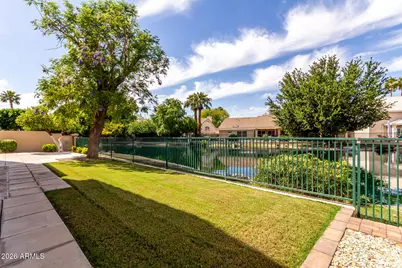 5812 W Del Lago Circle, Glendale, AZ 85308 - Photo 15