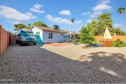 413 W Caron Street W, Phoenix, AZ 85021 - Photo 21