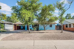 413 W Caron Street W, Phoenix, AZ 85021 - Photo 1