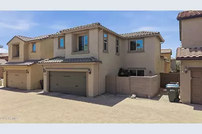 21242 N 36th Place, Phoenix, AZ 85050 - Photo 17