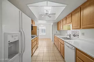 10345 W Garnette Dr, Sun City, AZ 85373 - Photo 15