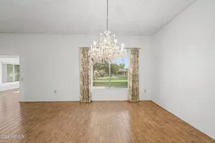 10345 W Garnette Dr, Sun City, AZ 85373 - Photo 11