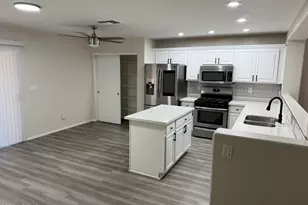 12528 W Rosewood Ln, El Mirage, AZ 85335 - Photo 11