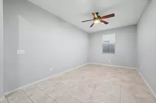 1041 W Glen Canyon Dr, San Tan Valley, AZ 85140 - Photo 33