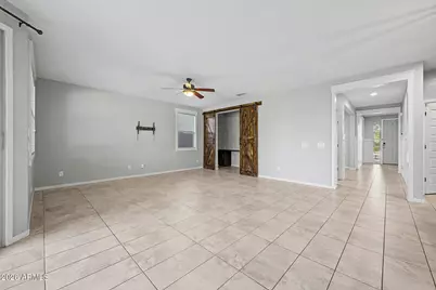 1041 W Glen Canyon Drive, San Tan Valley, AZ 85140 - Photo 7