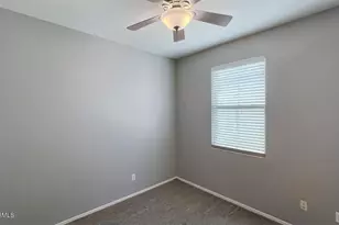 856 S Colonial Dr, Gilbert, AZ 85296 - Photo 13