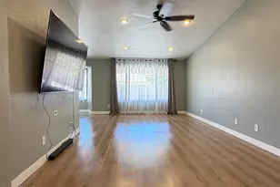 329 W Brisa Dr, Gilbert, AZ 85233 - Photo 7