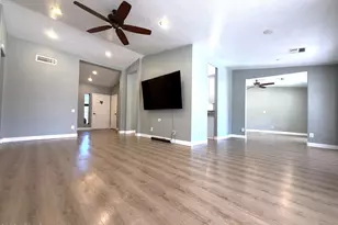 329 W Brisa Dr, Gilbert, AZ 85233 - Photo 11