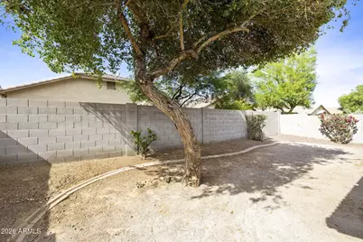 14648 W Gelding Drive, Surprise, AZ 85379 - Photo 31