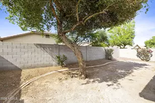 14648 W Gelding Dr, Surprise, AZ 85379 - Photo 31