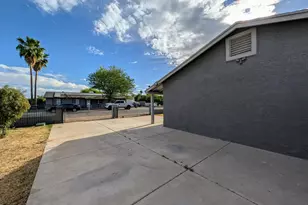 13208 W Tuckey Ln, Glendale, AZ 85307 - Photo 5
