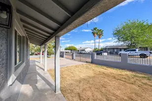 13208 W Tuckey Ln, Glendale, AZ 85307 - Photo 7