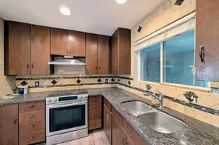 13208 W Tuckey Ln, Glendale, AZ 85307 - Photo 19