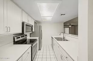 1021 S Greenfield Rd, Mesa, AZ 85206 - Photo 11
