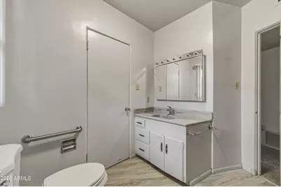 4110 E Monte Vista Road, Phoenix, AZ 85008 - Photo 15