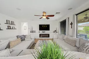 10453 W El Cortez Pl, Peoria, AZ 85383 - Photo 3