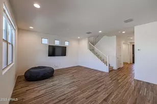 7424 S 32nd Dr, Phoenix, AZ 85041 - Photo 11