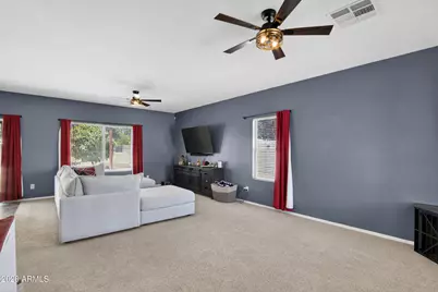 100 S 165th Drive, Goodyear, AZ 85338 - Photo 7